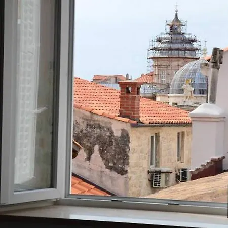 Apartment Pk - - Two Bedroom With View - 2 *